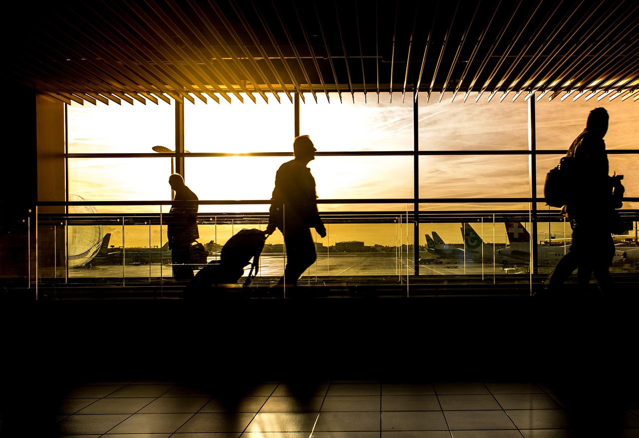 Trade War Devastates North American Travel: Flight Bookings Plummet