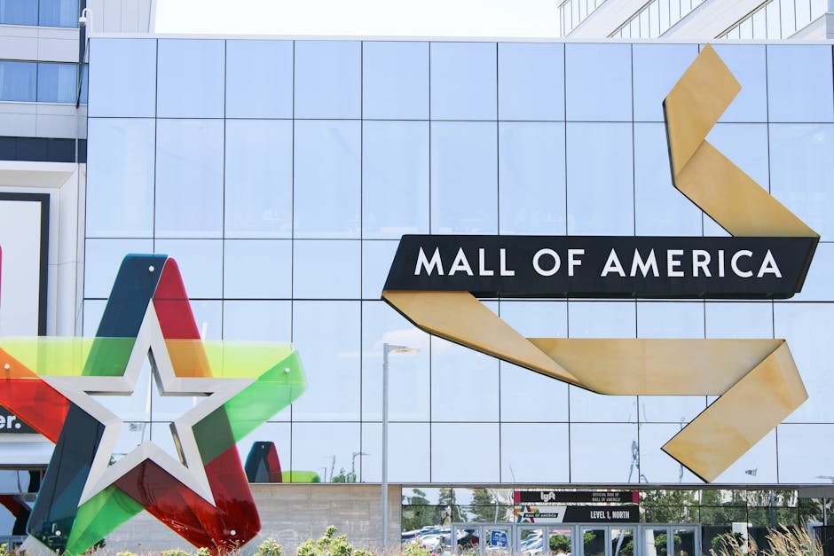 #12 - The Mall of America, Bloomington, MN: 40 Million People Going Nowhere Fast (Image Credits: Pexels)