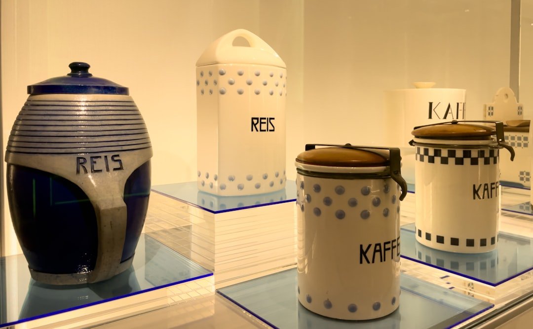 #12 - Decorative Ceramic Cookie Jars (Image Credits: Unsplash)